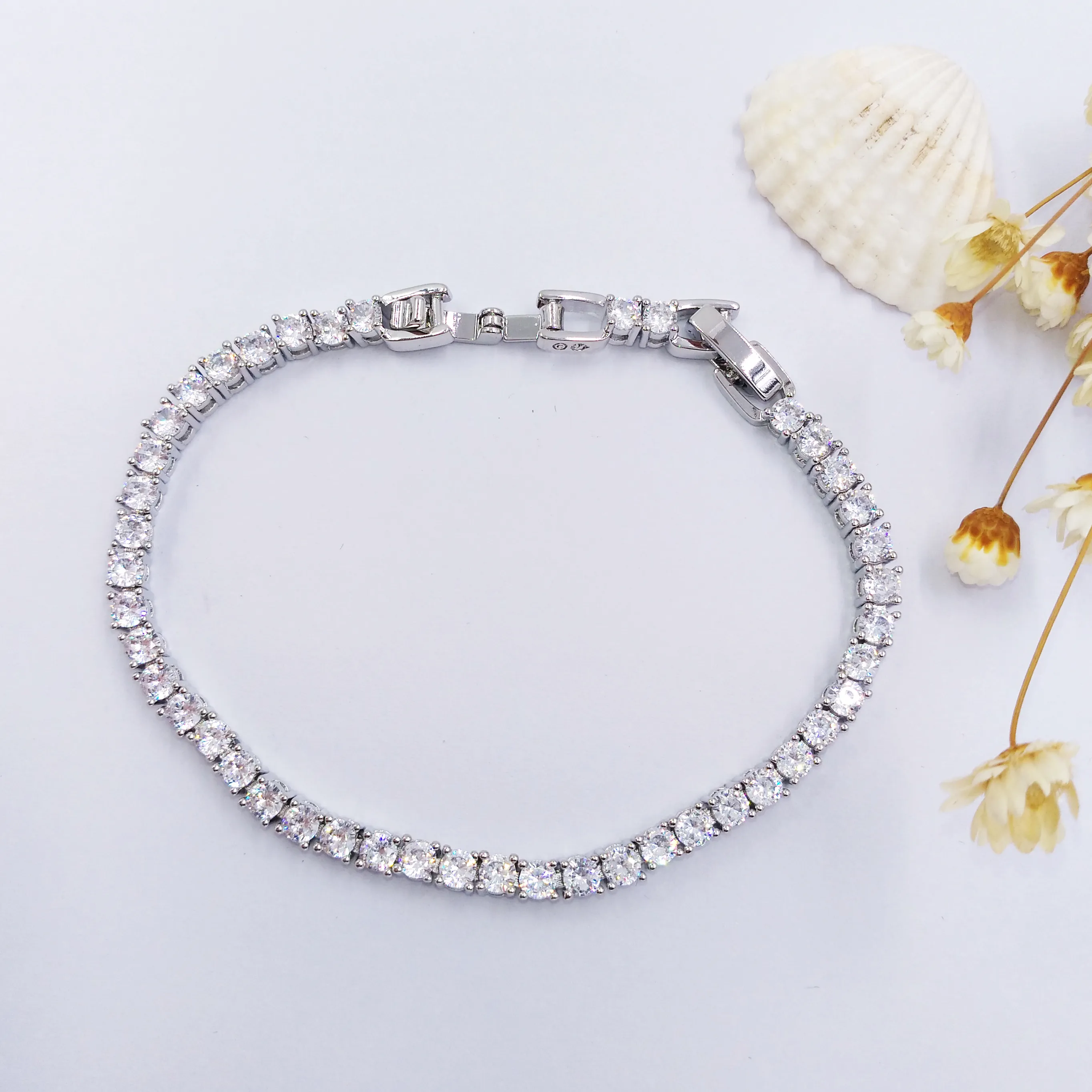 Tennis Bracelets Lined bracelet, diamond, gold and silver bracelet, jewelry gift, fashion women's bracelet alloy material mens bangle bracelet annajewel
