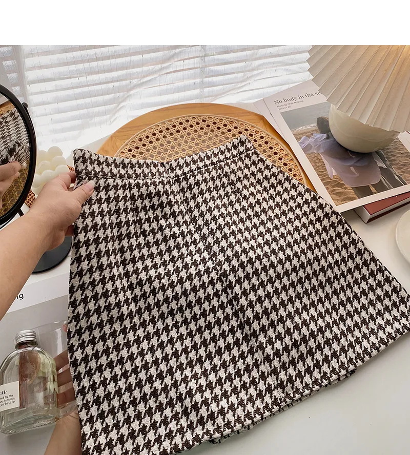 Double waist 4 panels short skirt