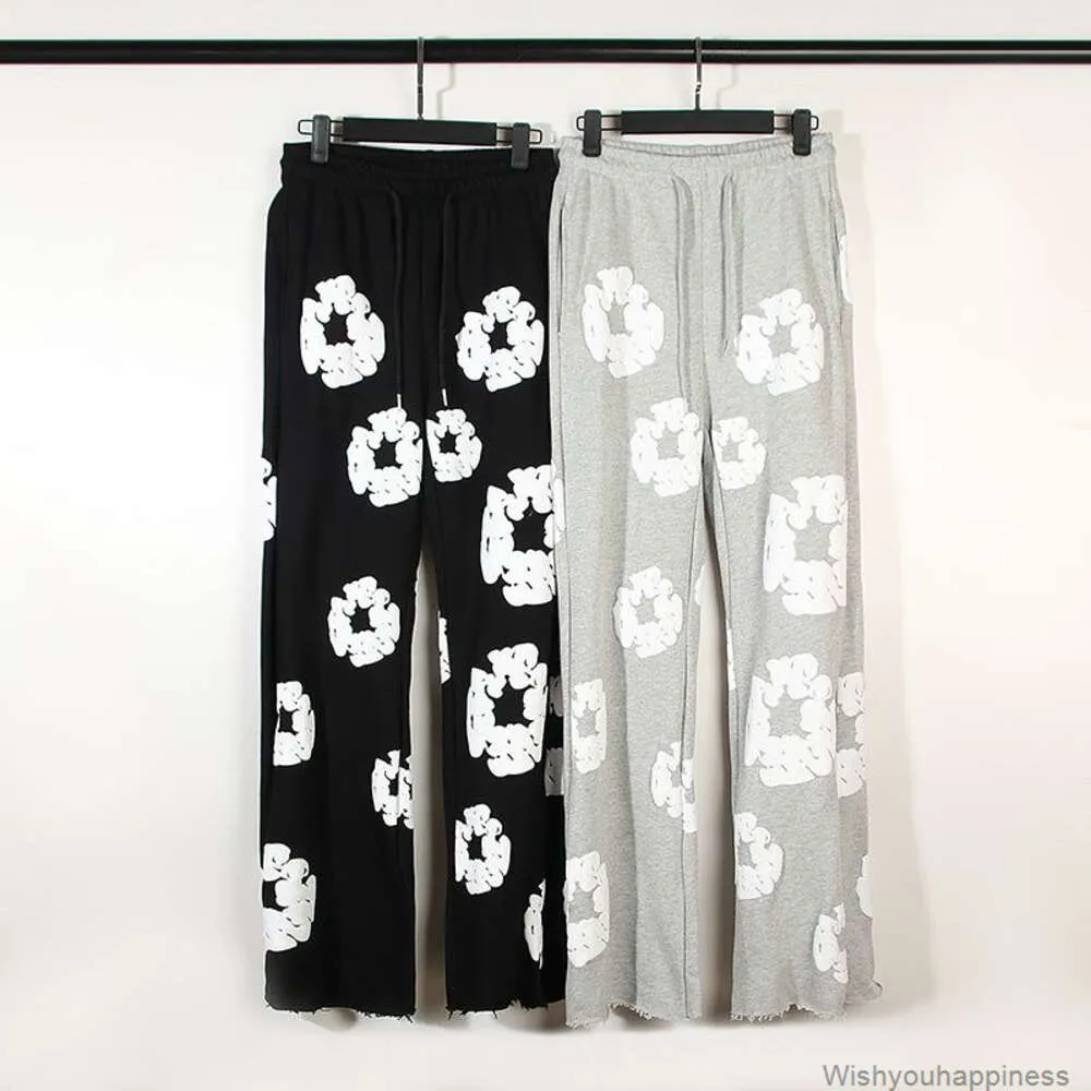 Vintage-Inspired Designer Pants: American High Street Style
