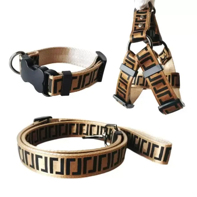 Luxury Dog Collars Leashes Set Dog Leash Seat Belts Pet Collar And Pets Chain For Small Medium Large Dogs Cat Poodle Bulldog Corgi Pug Brown