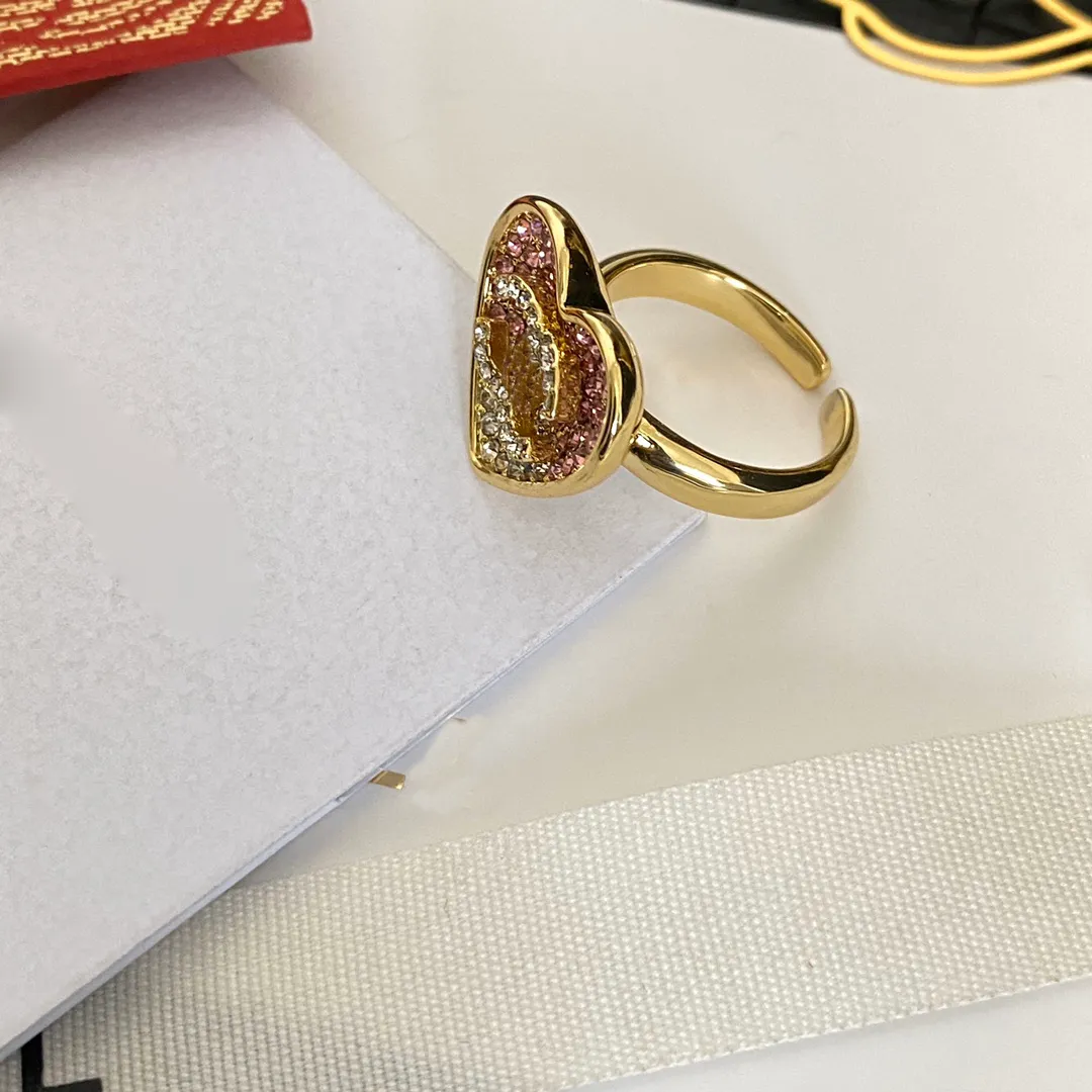 3Style Never Fade Brand Briefe Designer Band Ringe Gold plattiert Messing Kupfer Open Ring Mode Luxus Inlay Crystal Pearl für Frauen Hochzeit Schmuck Geschenke paty ww