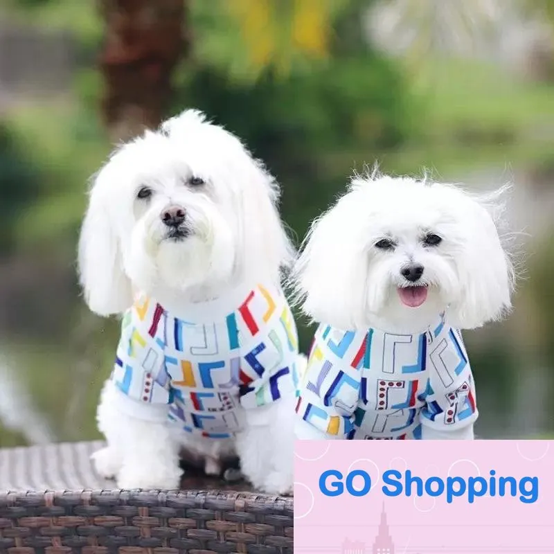 犬アパレルペットTシャツスウェットシャツ漫画プリントペットベスト夏の薄いシュナウザー子犬服ファッション