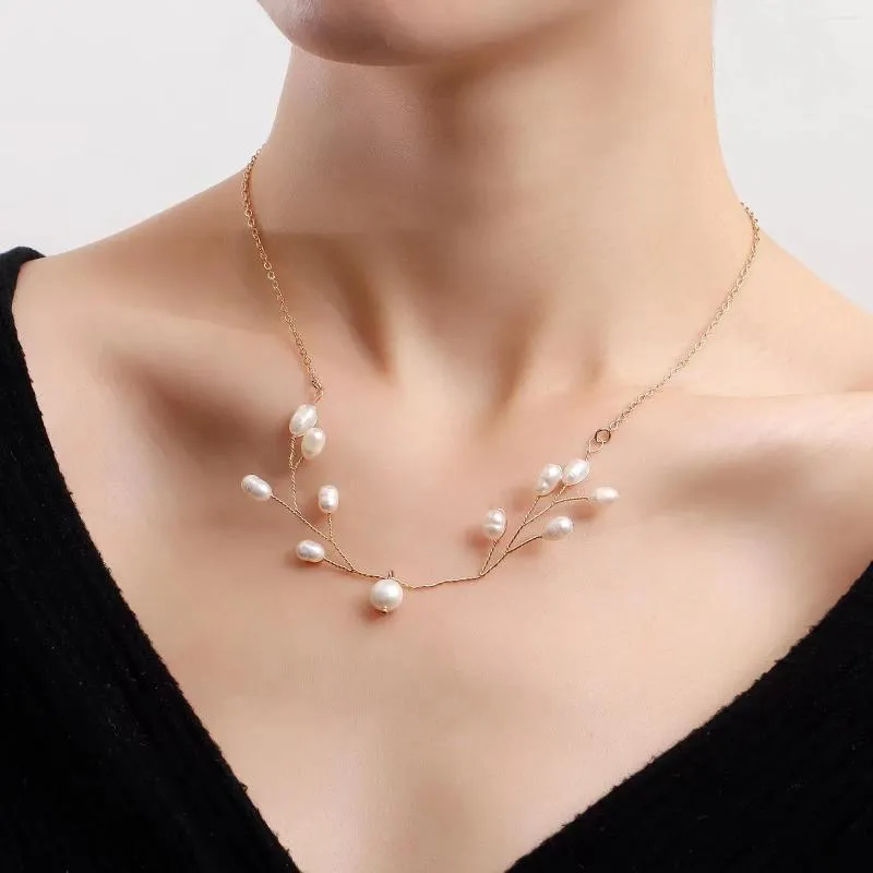 Chaînes accessoires simples Branches tissées à la main colliers de perles d'eau douce femmes rurales petit Design sens du collier
