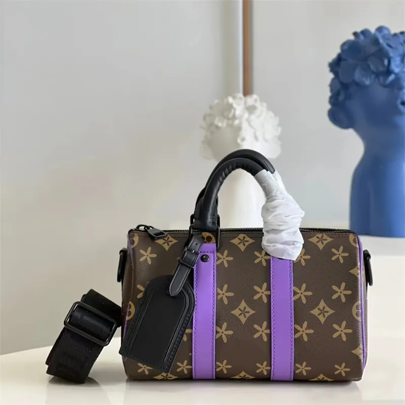 Modeklassiker Keepall geprägte Seesack Damen Herren Gepäck Clutch Bag Luxus Designer Cross Body Totes Handtasche Dame Top Griff Reise Pochette Schultertaschen