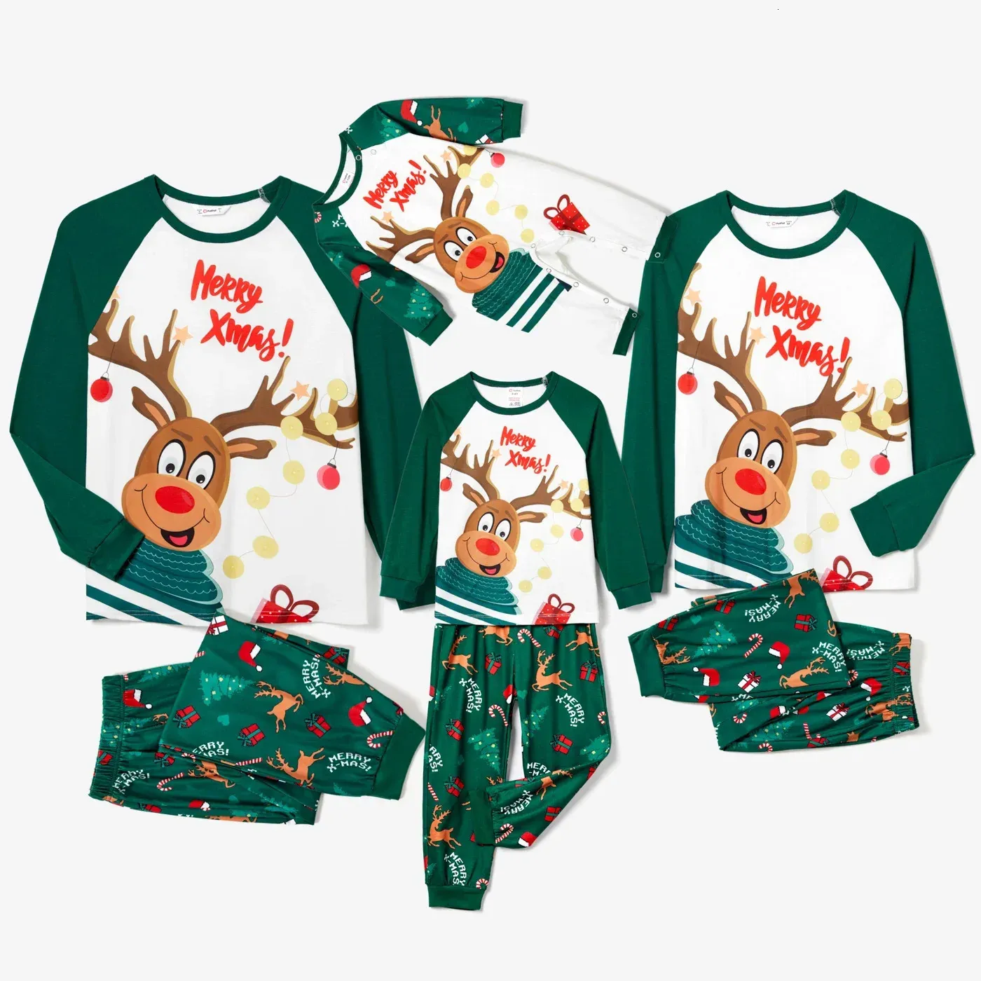 Familjsmatchande kläder Patpat Christmas Reindeer Print långärmad pyjamas sätter flambeständig mjuk bekväm perfekt för utflykter 231121