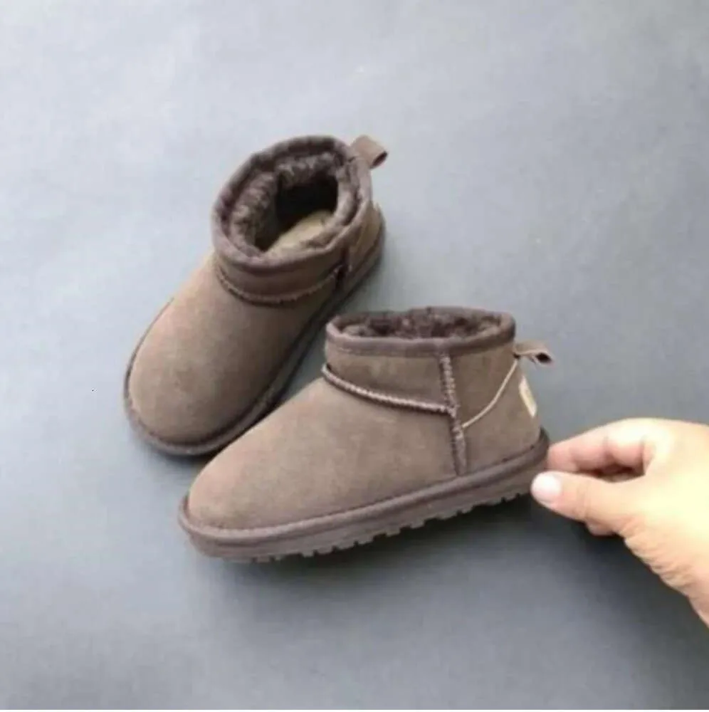 2024 UGGsity Neue Stiefel Kinder Australien Schnee Boot Designer Kinder Schuhe Winter Classic Ultra Mini Botton Baby Jungen Mädchen Ankle Booties kid Pelz FD190