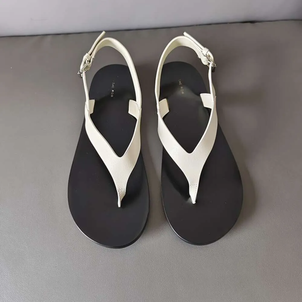 Die Reihe High-End-Hartgutschuh die * Schuhe gerade Schnalle Flache Sandalen Frauen in neue Lederflip-Flops Sommer Frauen