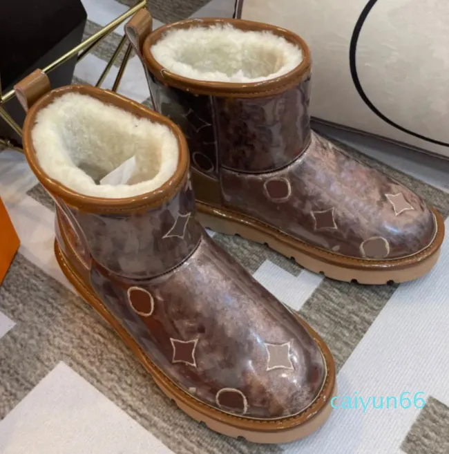 Botas femininas populares botas de neve de inverno Botas de tornozelo com marca na parte superior Botas de moda clássicas forro de lã sola antiderrapante bota de salto plano de alta qualidade