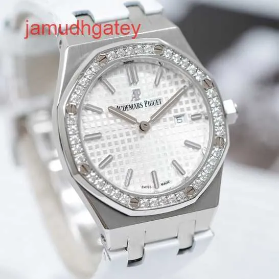 AP Swiss Luxury Watch Collections Tourbillon Wristwatch Selfwinding Chronograph Royal Oak and Royal Oak Offshore för män och kvinnor 67651st.zz.d011cr.01 33mm YY8H