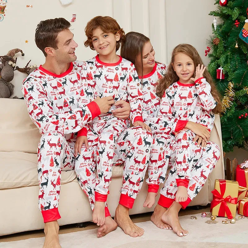 Family Matching Outfits Xmas Pajamas Outfits Family Matching 2024 Year Plaid Printed 2PCS Pyjamas Pants Print Set Adult Kids Baby Christmas Clothes 231121