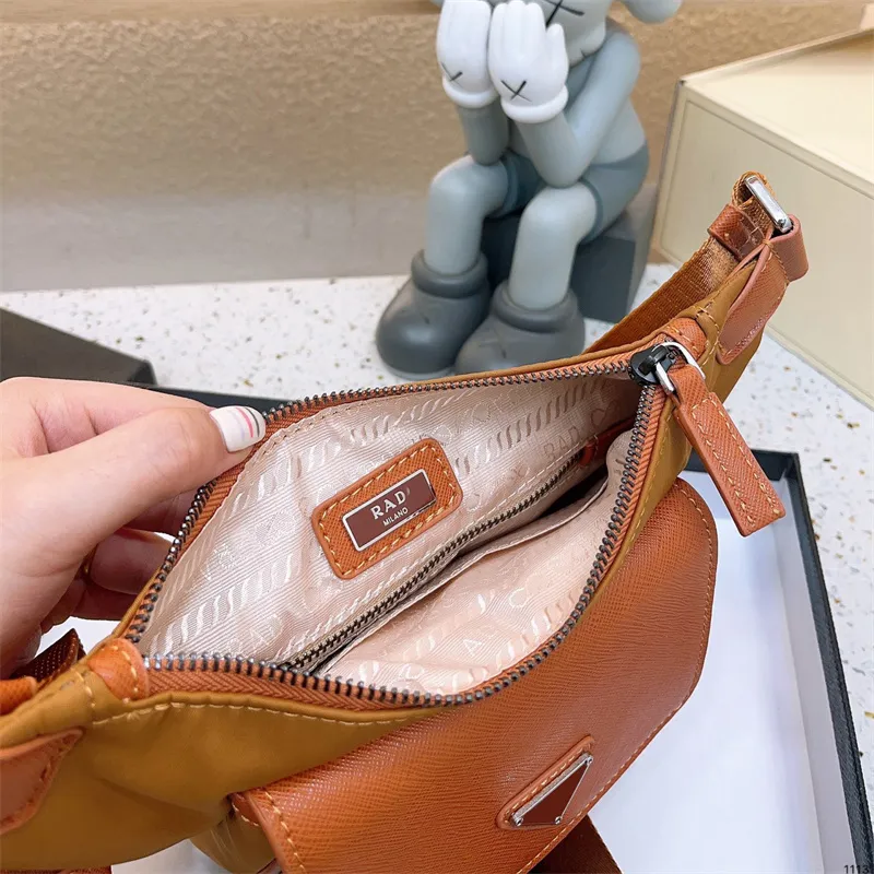 Milano outlet chest bag