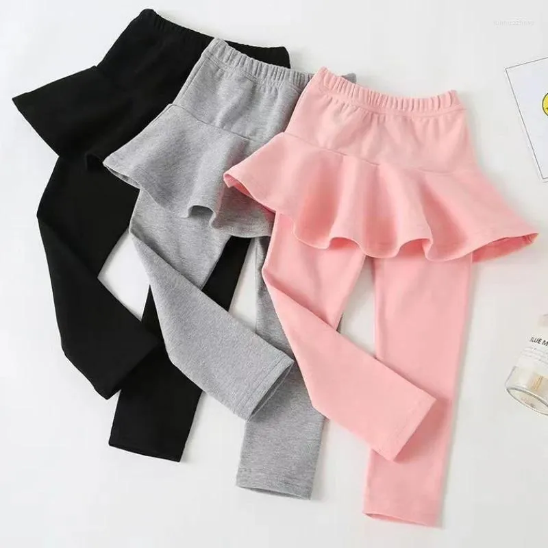 Byxor flickors fashionabla ruffle culottes för barns slitage vår och höststil leggings koreanska version stretch byxor