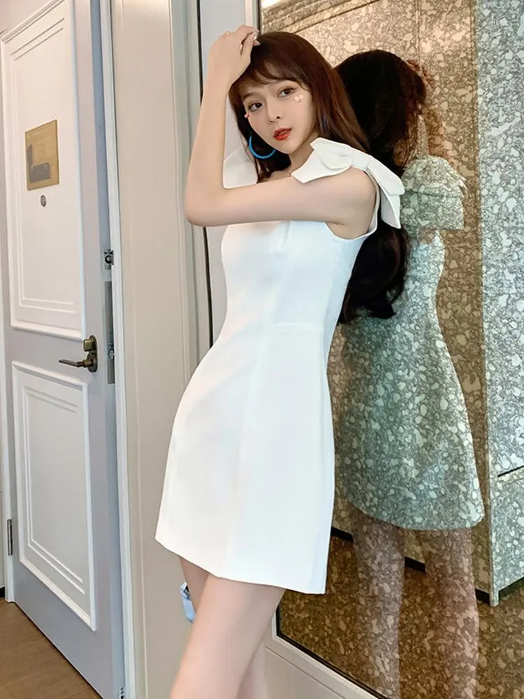 classic dresses for summer Classic Summer Dress With White Trim main image 0