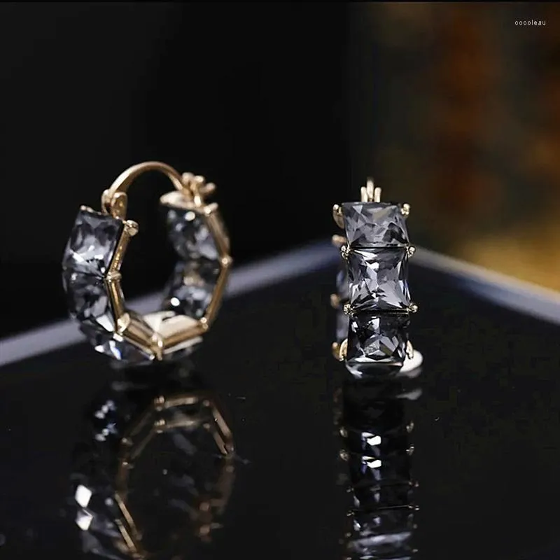 Çember küpeler moda geometrisi siyah renk kristal zirkon basit modaya uygun kız kadınlar için hediye 2023 mücevher
