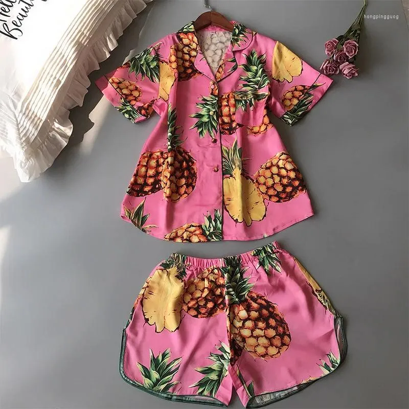 Pyjama en soie pour femmes, ensemble 2 pièces, décontracté, en Satin, avec poche poitrine, ananas rose, Short à manches courtes, vêtements de maison