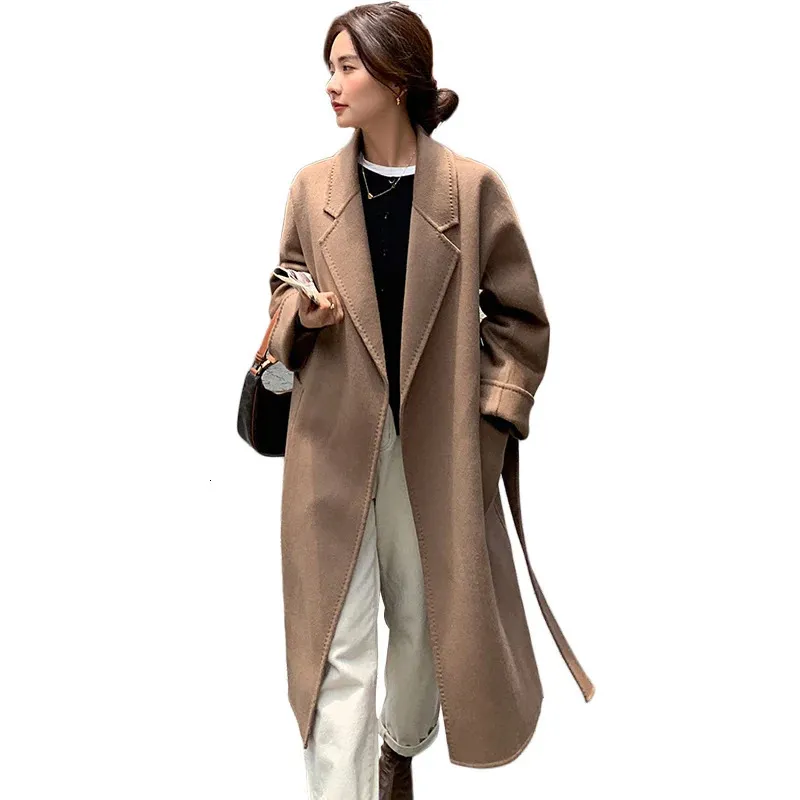 Женское полушерстяное пальто, классическая модель 100, длинное пальто с поясом и отложным воротником, плотная ткань, пальто с лацканами с N-образным вырезом, женское пальто на осень-зиму 231120
