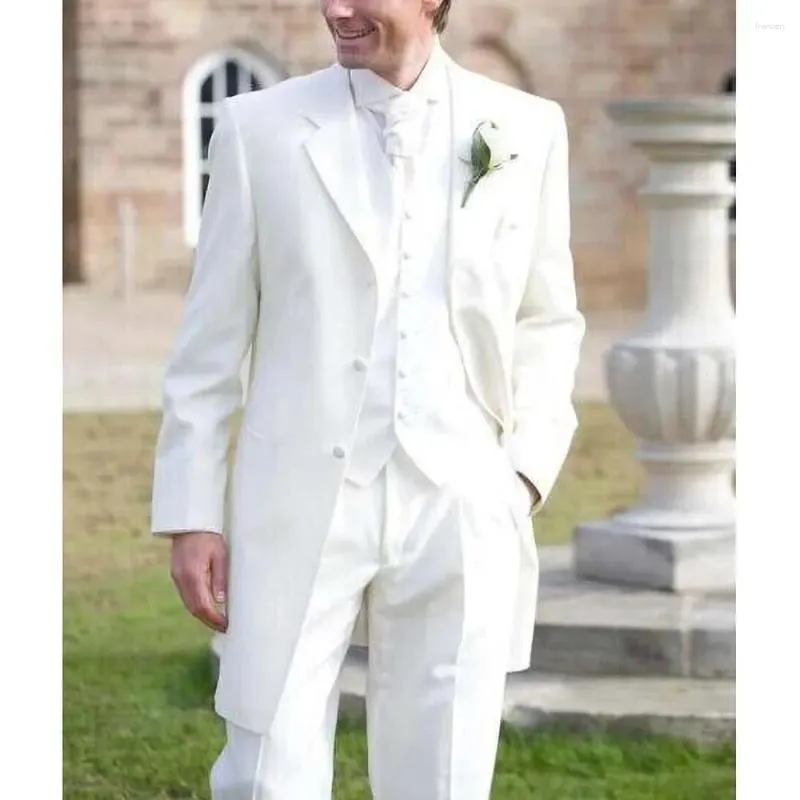 Męskie garnitury Elegancki ślub dla mężczyzn biały 3 -częściowy moda formalna groom groom break inteligentny swobodny szczupły garnitur męski (blezer vest Pants)