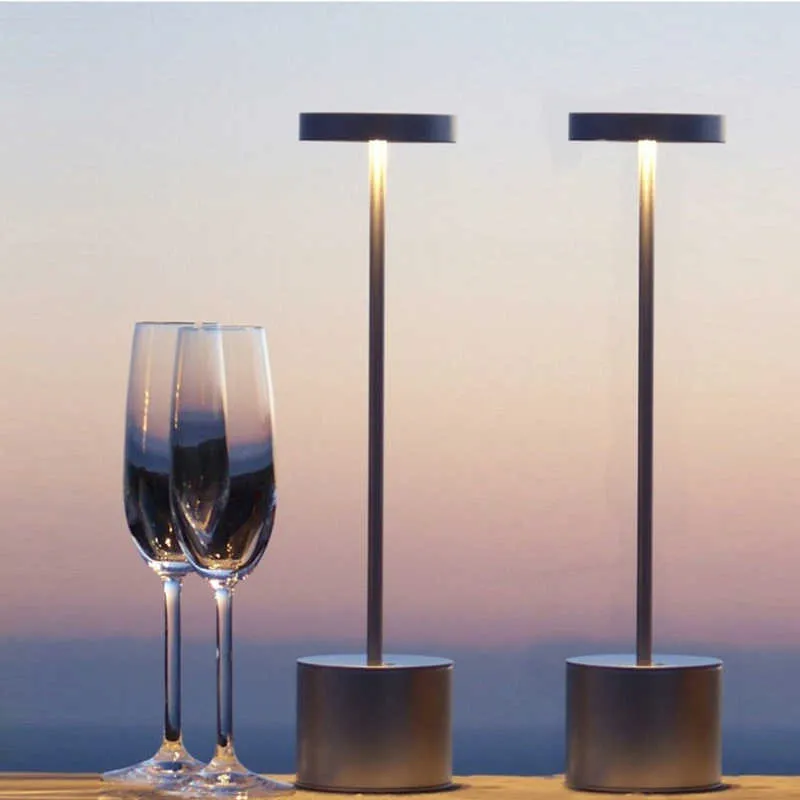 Светодиодный алюминиевый сплав водонепроницаемый настольный настольный лампа Touch Diming Металлические настольные лампы для лечения гостиной.