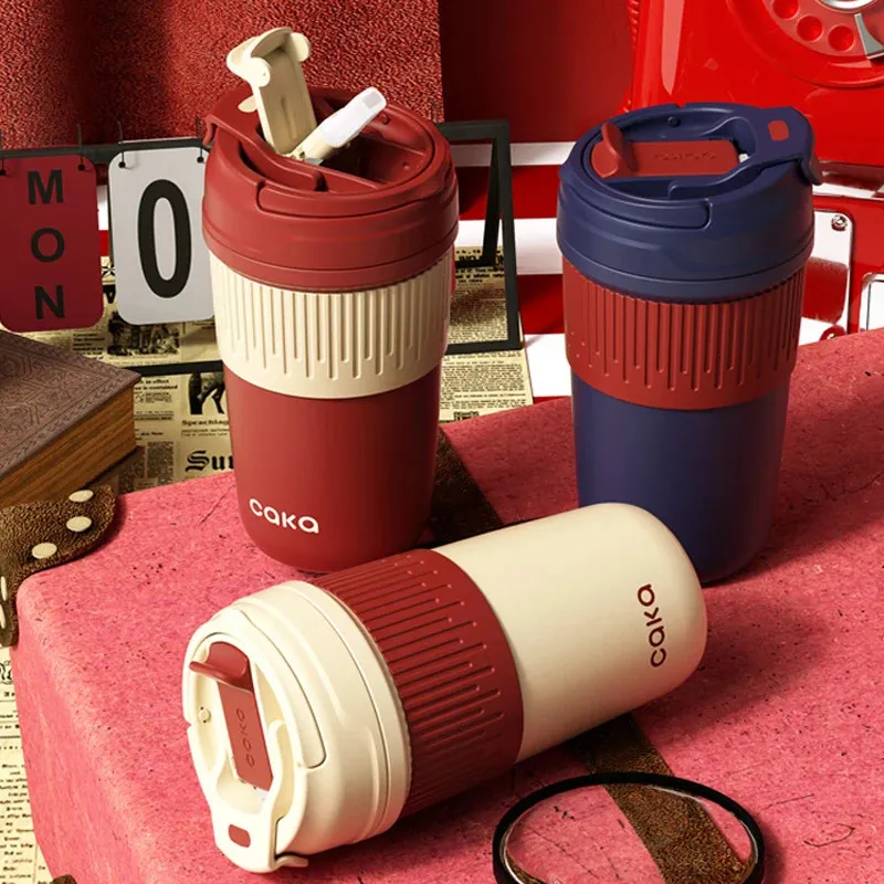 Canecas Cerâmica Liner Coffee Travel Thermos Cup com palha e tampa Presente requintado Chá de aço inoxidável Copos de leite Drinkware 231121