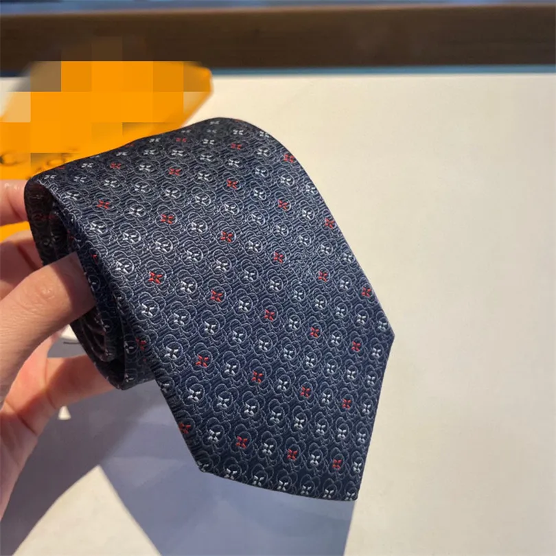 Cravatte da uomo di moda Cravatta di seta di moda Cravatta di design al 100% Cravatta fatta a mano in tessuto solido jacquard per uomo Cravatte casual e da lavoro da sposa con scatola originale