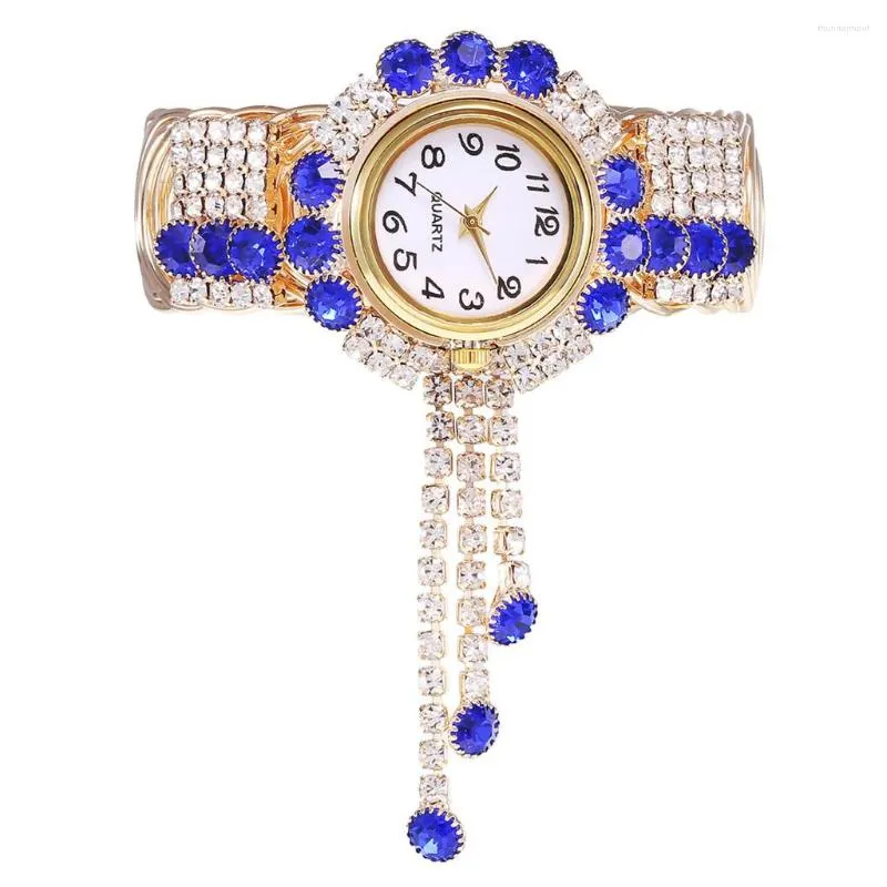 Relógios de luxo para mulheres requintadas Fashion Fashion Creative Fringe Quartz Bracelet Wrist Elegante Montre