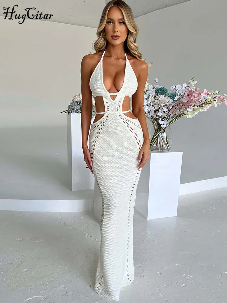 Robes Décontractées Hugcitar Crochet Halter Sans Manches Dos Nu Solide Évider Bandage Sexy Mince Maxi Robe De Bal Festival D'hiver Tenue De Fête 230421