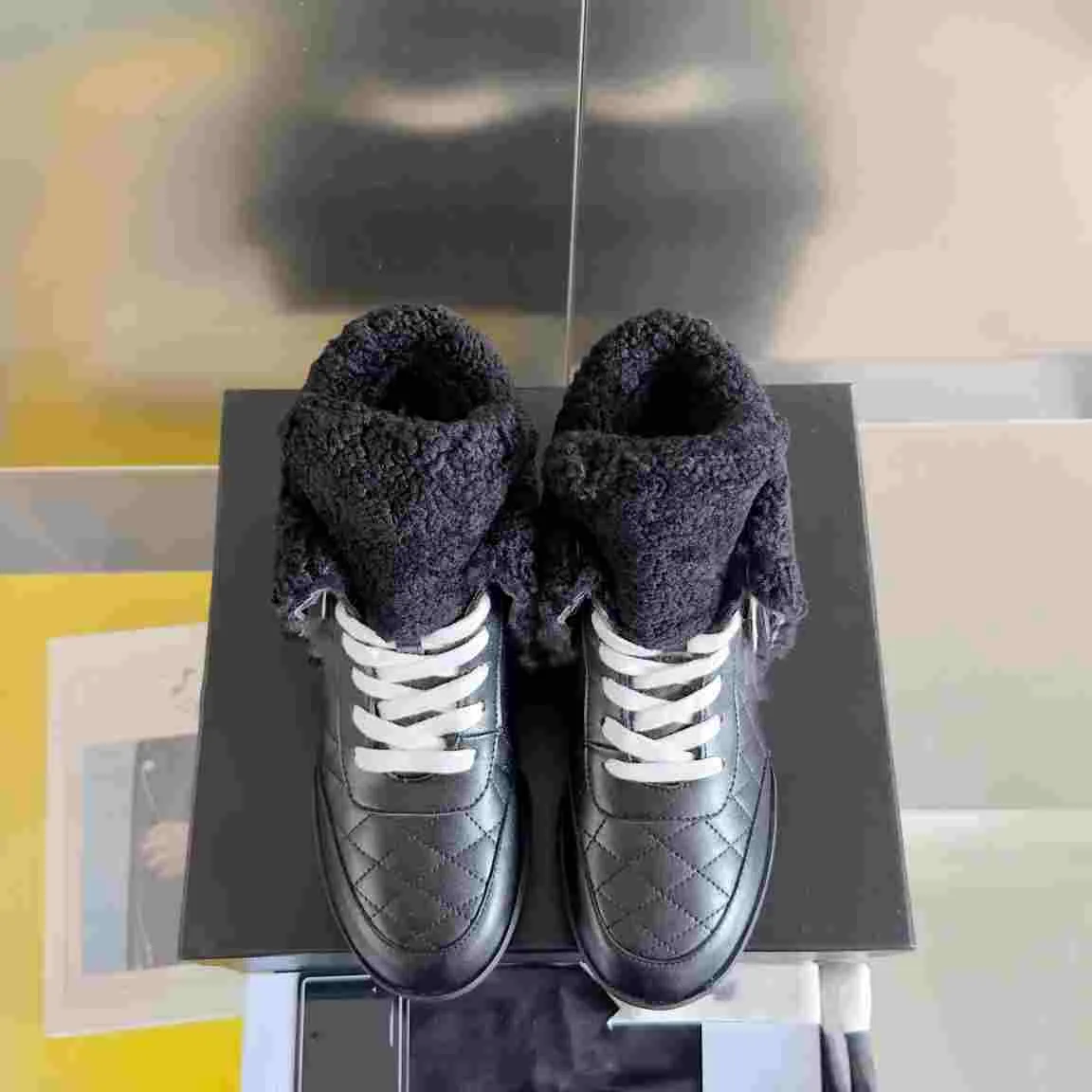 Wide width deals turf shoes