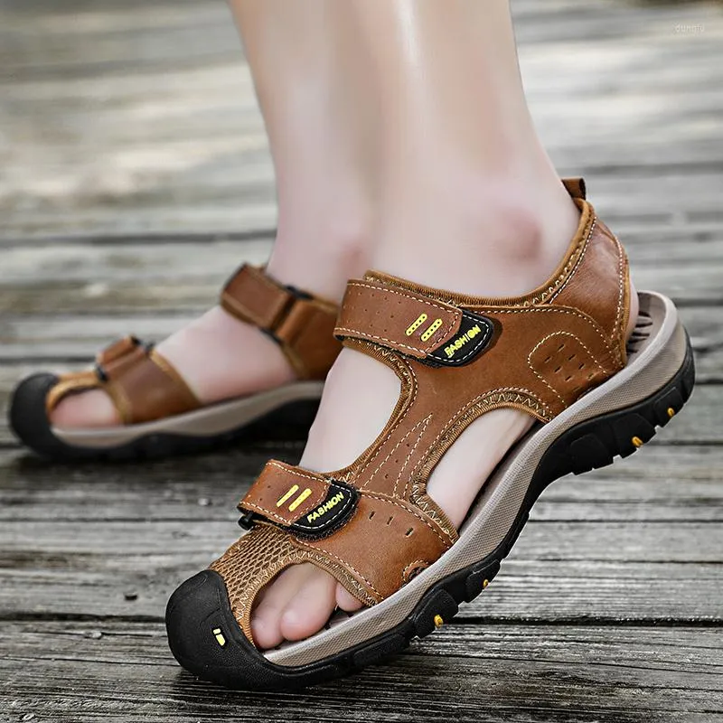 Sommer Herren Sandalen Zehenschutz Leder Dicke Sohle Rutschfeste Wanderschuhe Reisen für den Alltag Große Größe 428