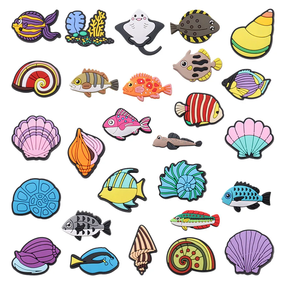 MOQ 20PCS PVC CARTOON DEEP SEA FISH SHOE CHARMS CHARMS CHARMS PARTSACCESSORIESバックル詰まりボタン