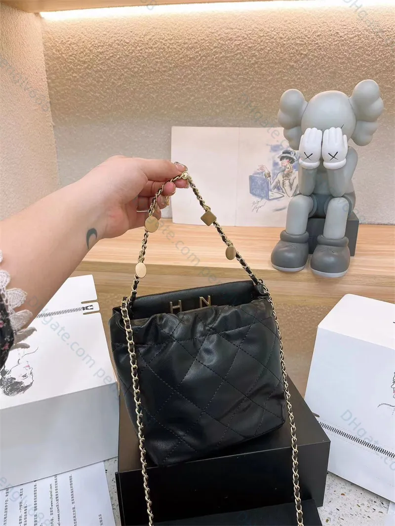 Woman classics Chain shoulder Bucket bags Mini evening Bags Fashion style handbags Luxury designer Cross body Shoulders bag Clutch totes hobo purses wallet