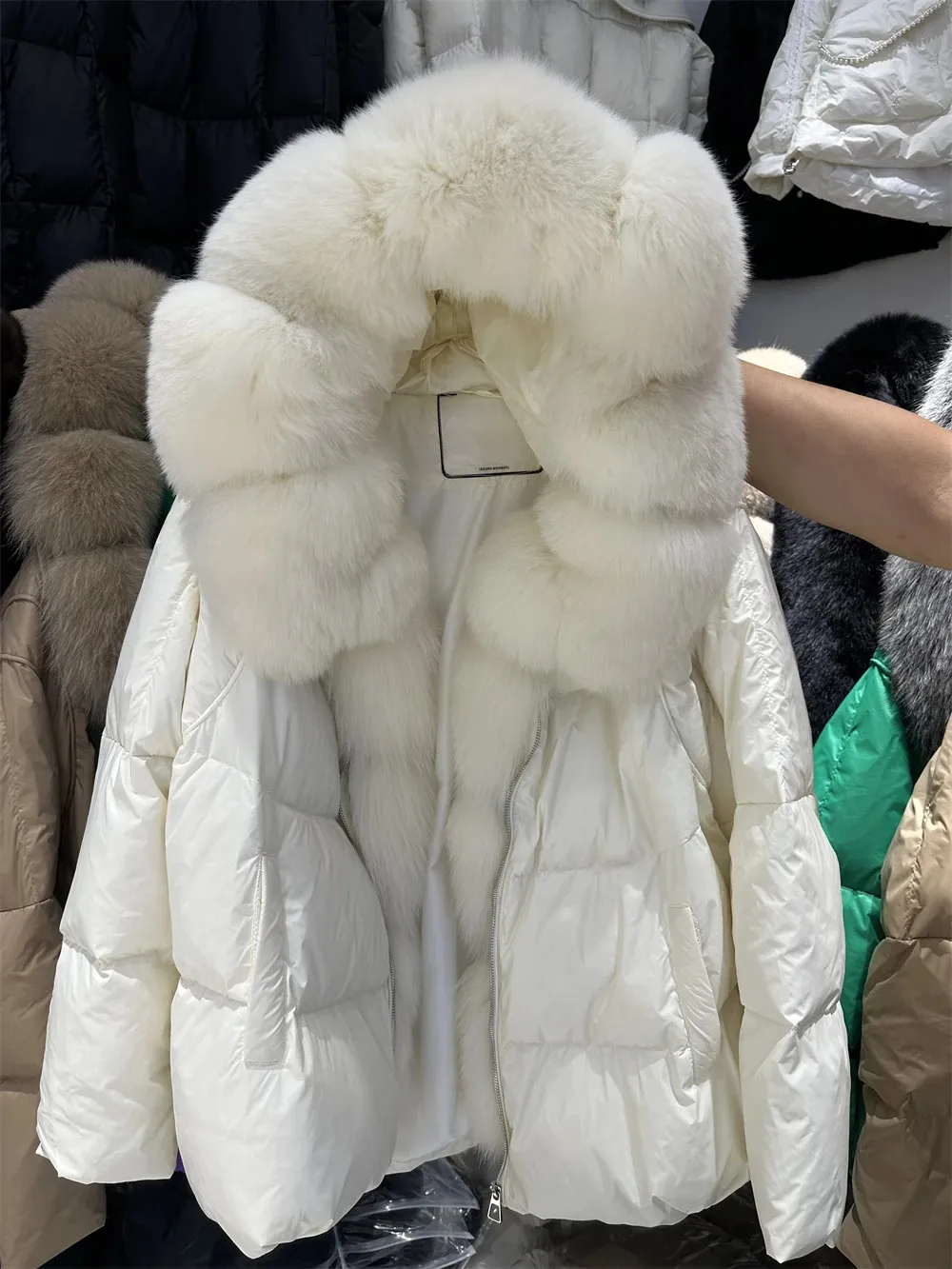 Femmes fourrure fausse veste d'hiver femmes réel manteau naturel renard à capuche épais chaud canard vers le bas en vrac surdimensionné luxe vêtements d'extérieur Streetwear 231112