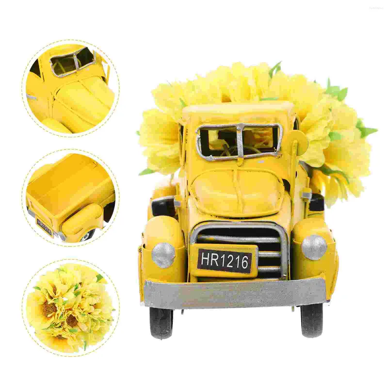 Festdekoration retro matbord dekorera gula lastbilsmodell hyllor dekorativa föremål bi festival tecknet våren