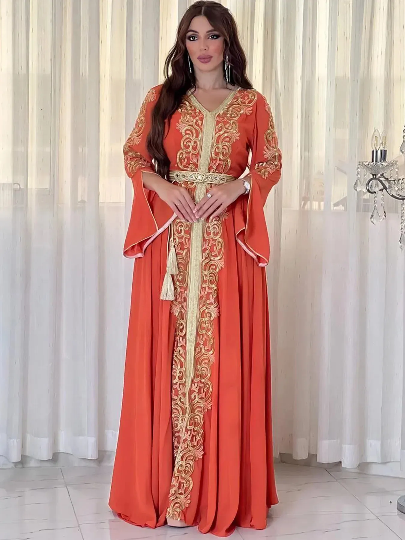 Plusstorlekar Eid muslimsk festklänning för kvinnor abaya embrowery jalabiya marocko abayas kaftan islam vestidos arab long robe 231121