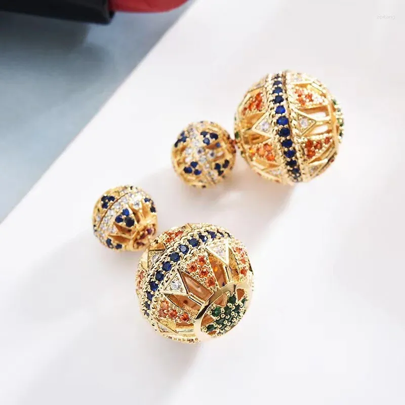 Studörhängen Högkvalitativ lyxig ihålig design Färgglada Zircon Tow Side Ball Vintage Ethnic Jewelry for Woman Gift