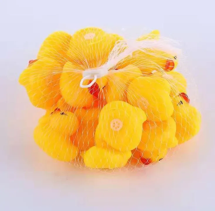 Party Favor Fashion Bath Water Duck Toy Baby Small DuckToy Mini Yellow Rubber Ducks Children Swimming Beach Gifts SN2500