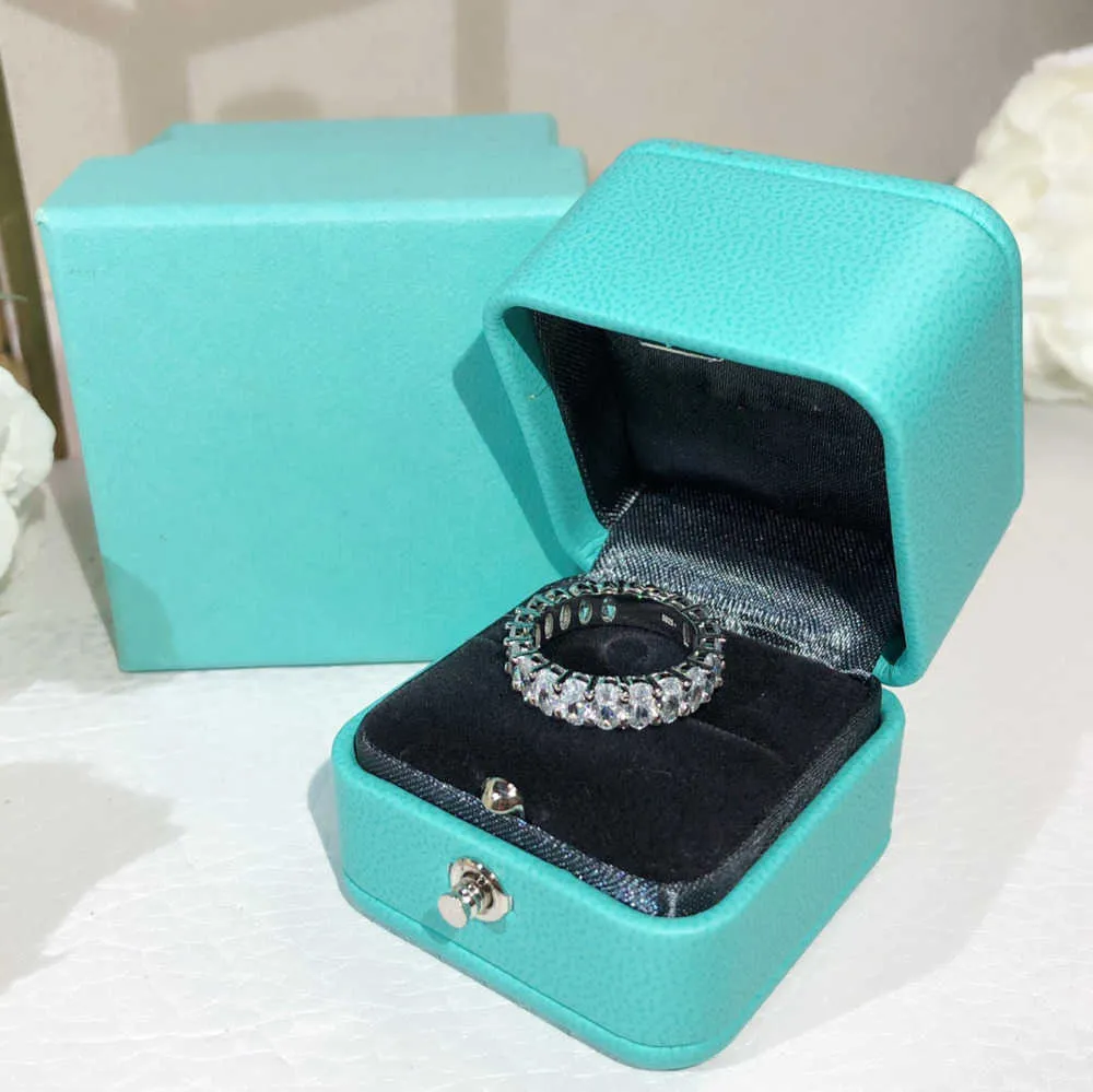 Полоса Rings Luxurys Desingers Simples Design Sense Sterling Silver Ladies Classic Six Claw Diamond RNG Simple Ring Gird