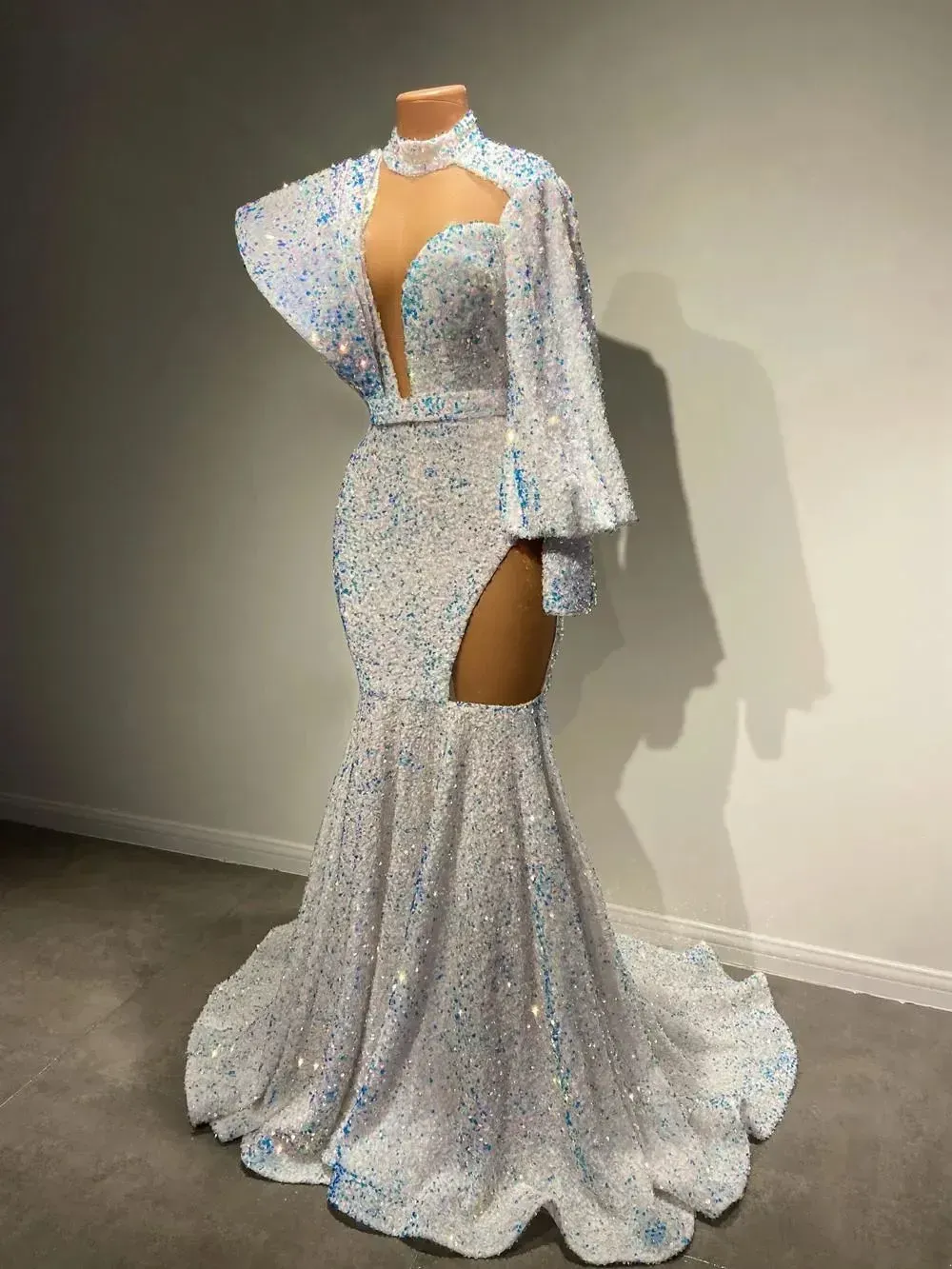 chinese dress ladies Vintage Sleeved Burnout Velvet Mermaid Wedding Dress main image 1