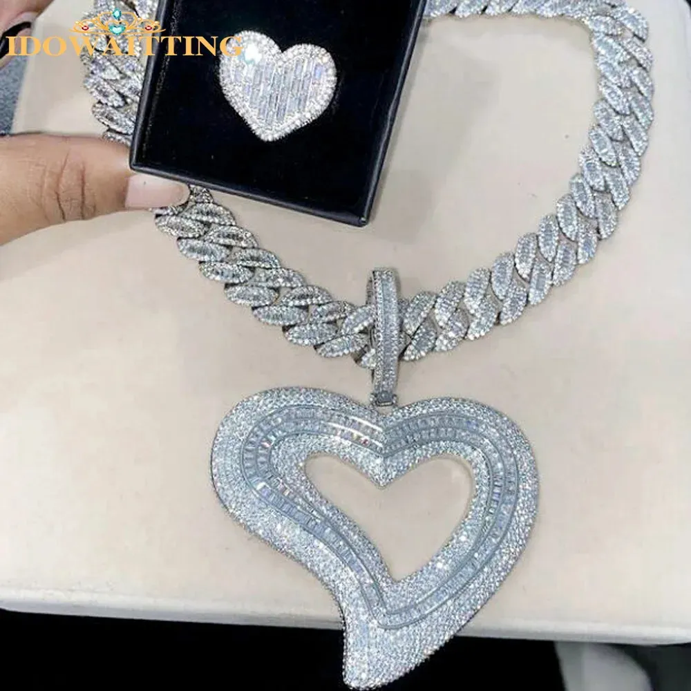 Pendanthalsband isade ut bling cz Big Hollow Heart Pendant Halsband Full asfalterad mode 5A Cubic Zirconia Hip Hop Luxury Women Lady Jewelry 231121