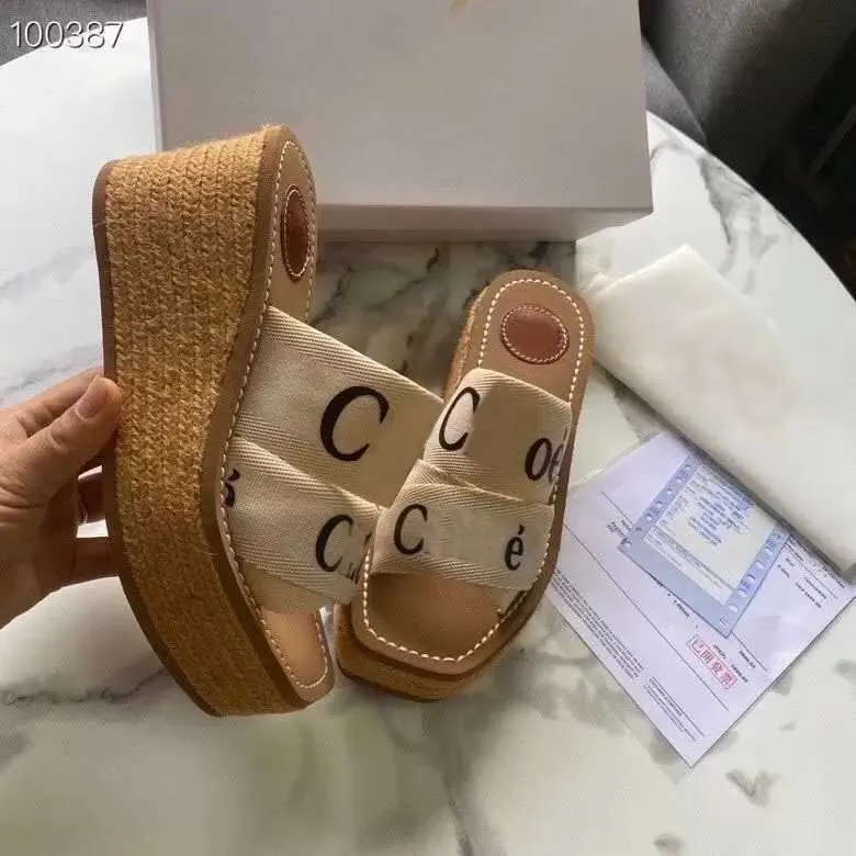 Sandálias amadeiradas femininas de verão com estampa de letras em lona espadrille plataforma escorregador cruzado trançado confortável chinelo EU35-42 CAIXA