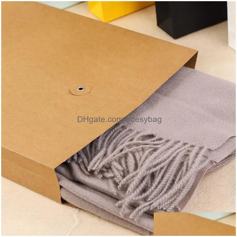 large kraft paper bag clothing packing bag packaging tshirt short sleeve color file bag factory wholesale lx2630