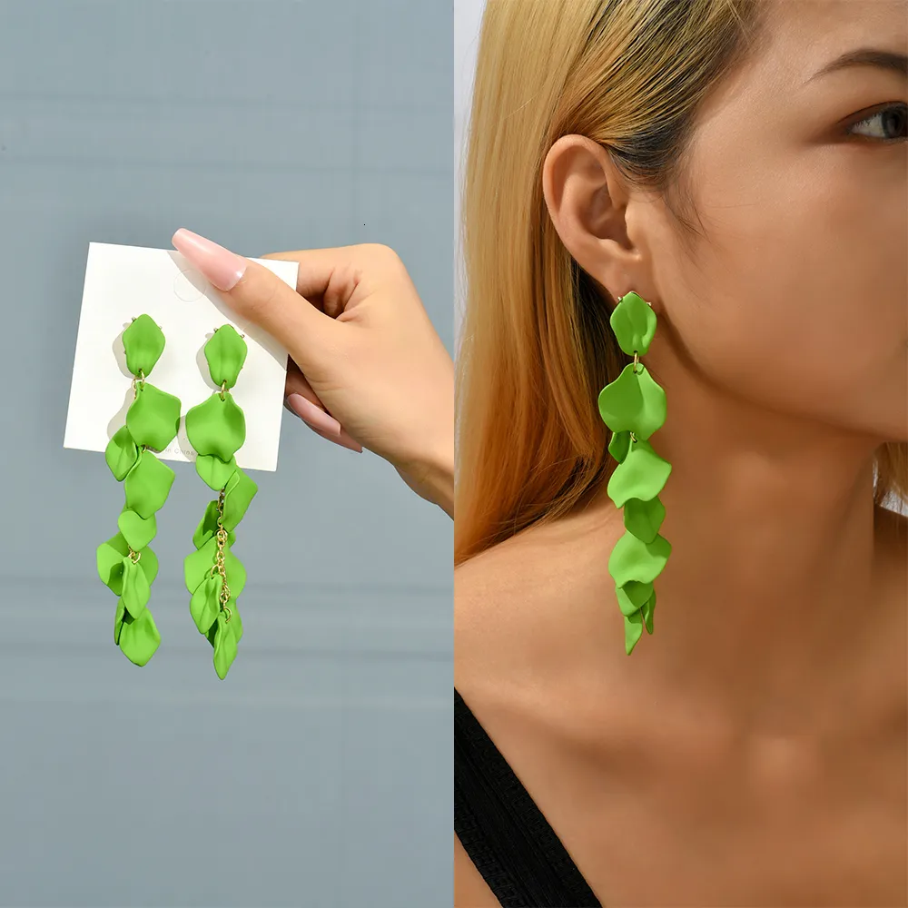 Bengelen kroonluchter mode acryl bloemblaadjes Koreaanse lange bengelen oorbellen voor vrouwen trend luxe ontwerp zoete pendientes sieraden modern