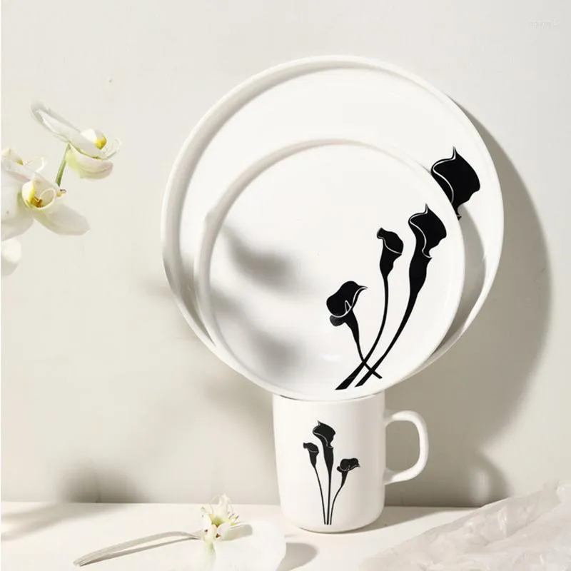 Teller und Becher-Set, schwarz-weißes Keramik-Dinner, modernes Geschirr, kreativer Blumenteller