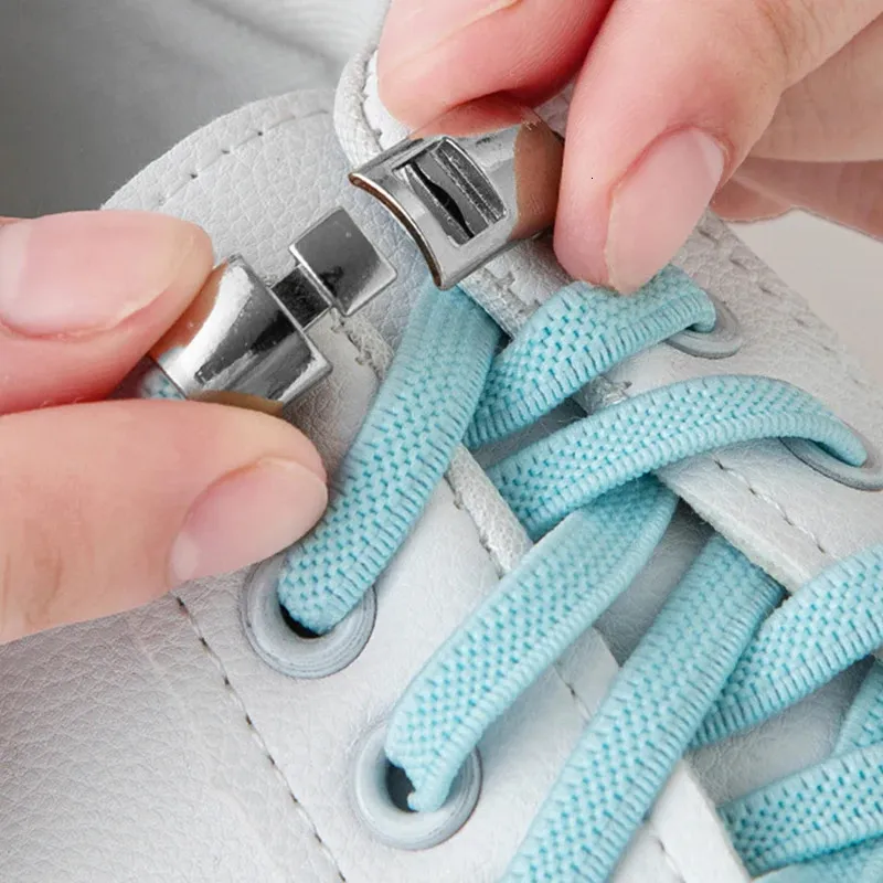 Skodelar Tillbehör Cross Buckle Elastic Shoelaces utan slips som är lämpliga för sportskor Platta barns vuxna en storlek passar alla 231121