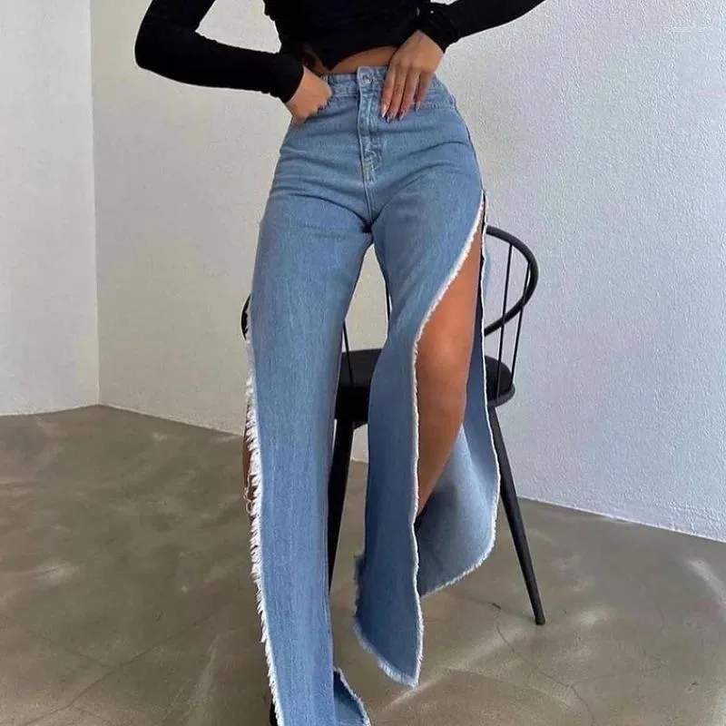 Jeans féminins Side Sexe Slit Hollow Out Pantalon féminin Bouton Metal Bouton Denim Pant Summer Slim Girl Streetwear 2023 Long Tableau