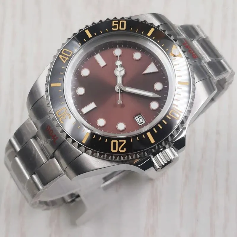 Zegarek na rękę Niestandardowe logo NH35 ruch sterylny czarny ramkę szafirowy szklany szklany stal nierdzewna świetliste automatyczny zegarek mechaniczny