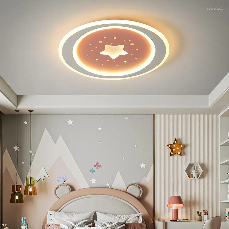 リビングルームのためのシャンデリアのシャンデリア少年の女の子のベッドルームキッチンホームデコレーション屋内照明ランプフィクスチャホワイトブルーピンクスターデザイン