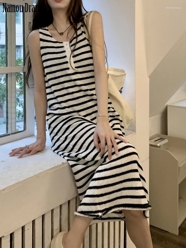 Casual Dresses Namou Drane 2023 Spring Korean Style Loose Knitted Skirt Female Striped Vest Dress For Women