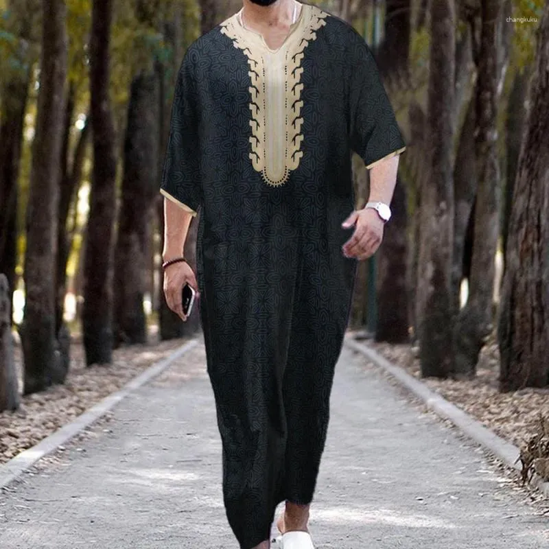 Ethnic Clothing 2023 Summer Male Muslim Jubba Thobe Short Sleeve V Neck Print Shirt Kaftan Pakistan Saudi Arabia Djellaba Islam
