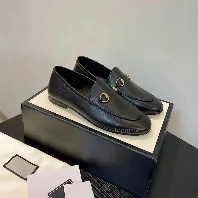 Klasik Loafers Bayan Sıradan Ayakkabı Tasarımcı Ayakkabı Deri Elbise Ayakkabı Tasarımcıları Platform Ayakkabı Toe Toe Toe Toe On Shoe C112201