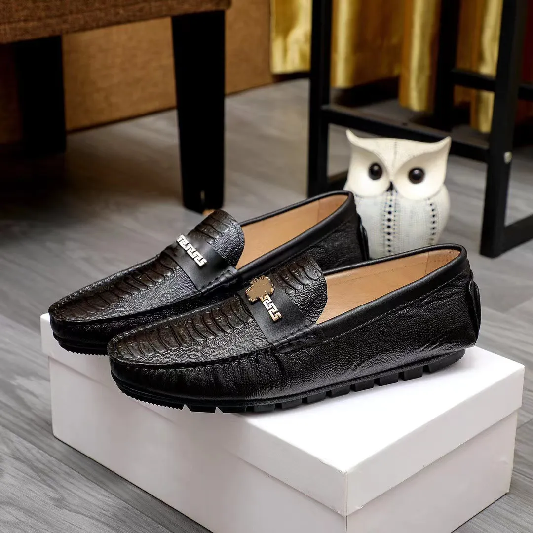 Heren Loafers Luxe designer man Rijschoenen greca loafer Flats tennis sneakers Mode metalen gesp schoen en klassieke heren dameskleding schoenen 02